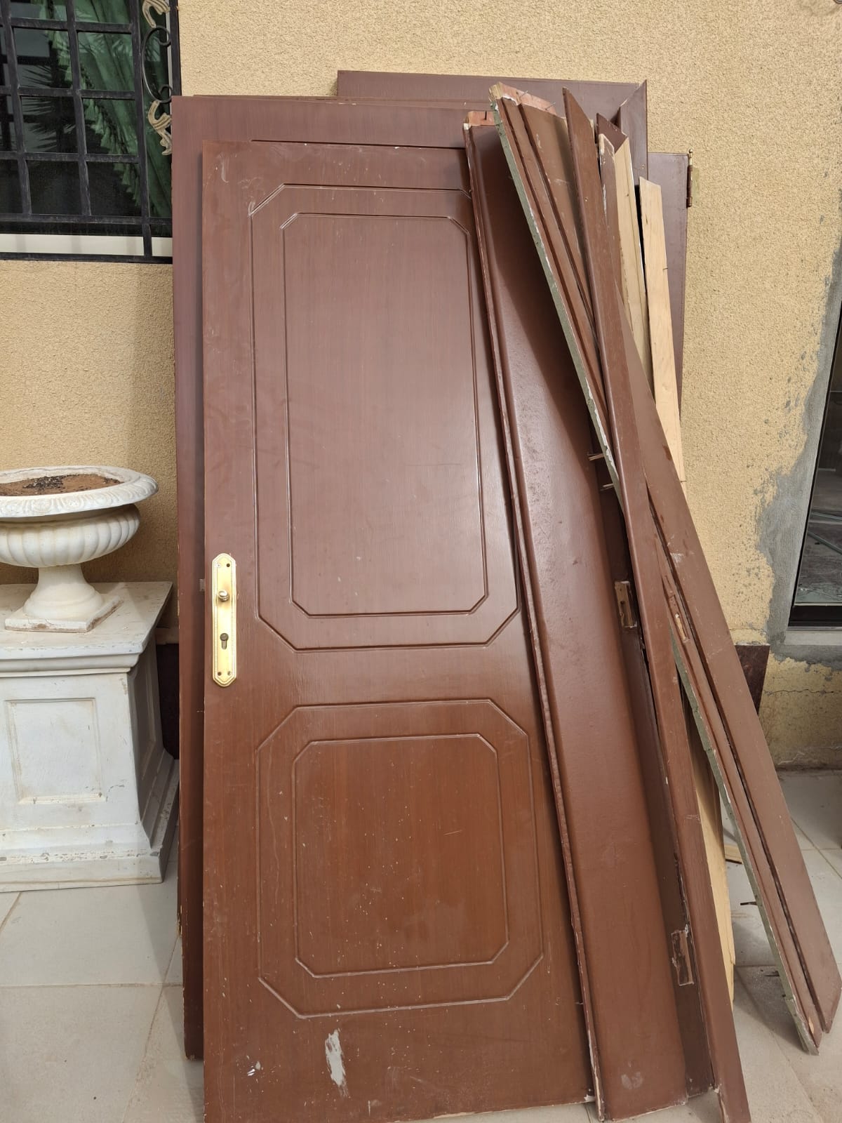 صيانة وإصلاح أبواب